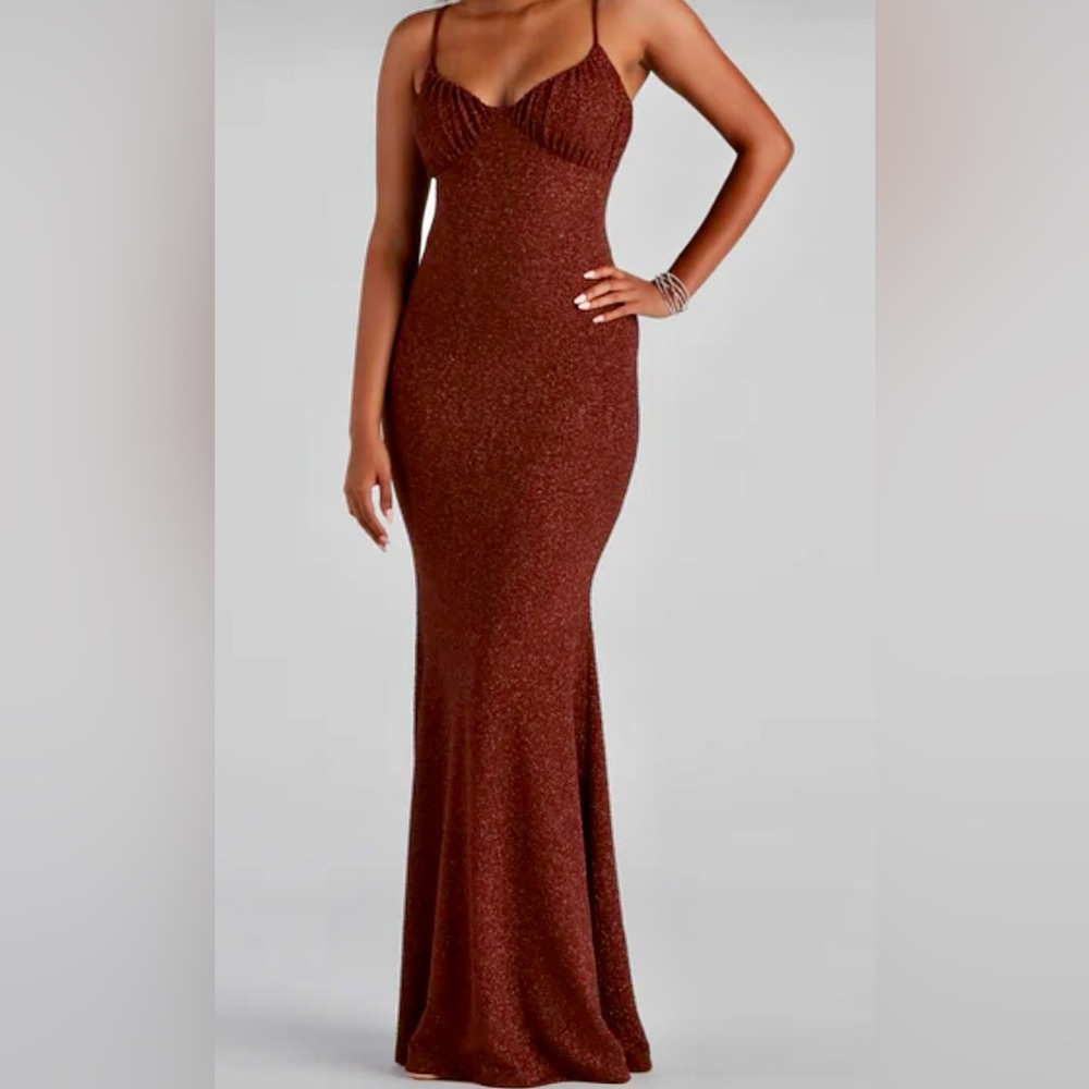 Gorgeous Brown Sparkl Formal Dress
Size Small